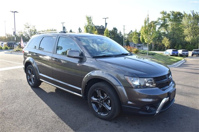 Used 2018 Dodge Journey Crossroad w/ Nav & Sun Group