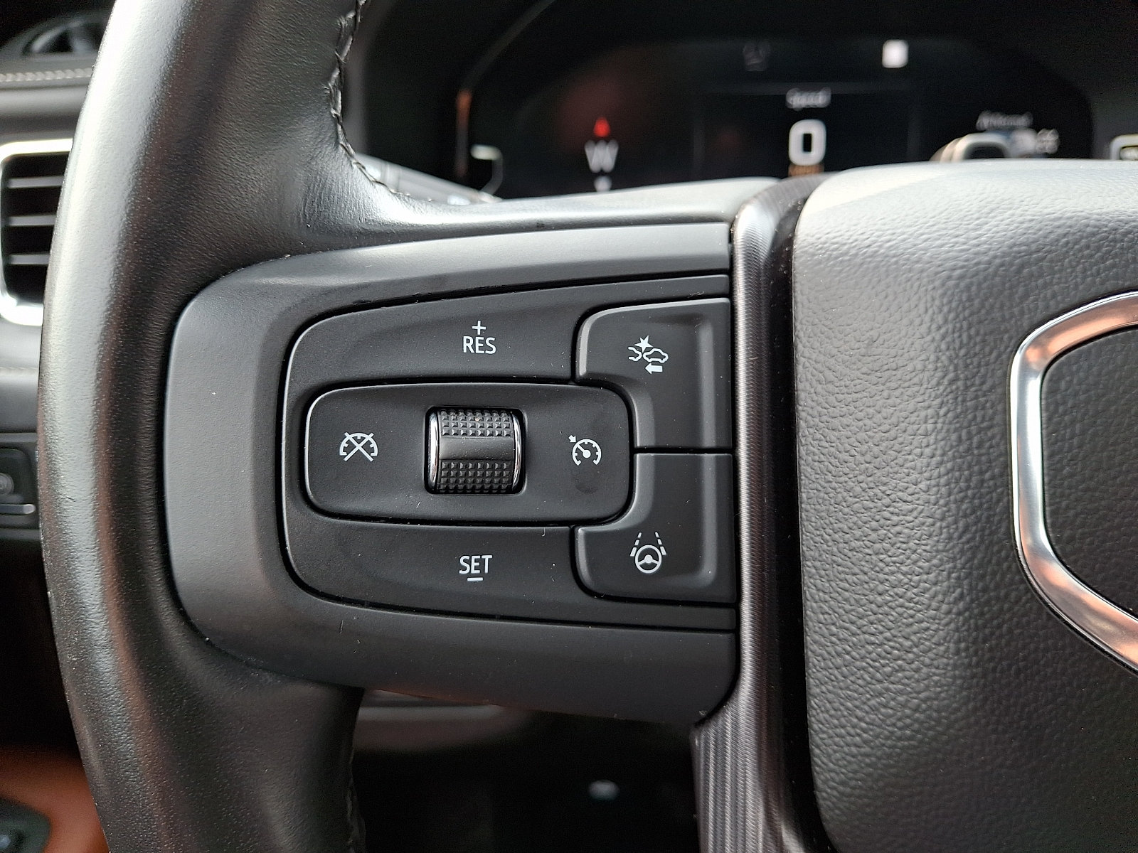 Used 2023 GMC Yukon Denali Ultimate AWD/4WD image 24