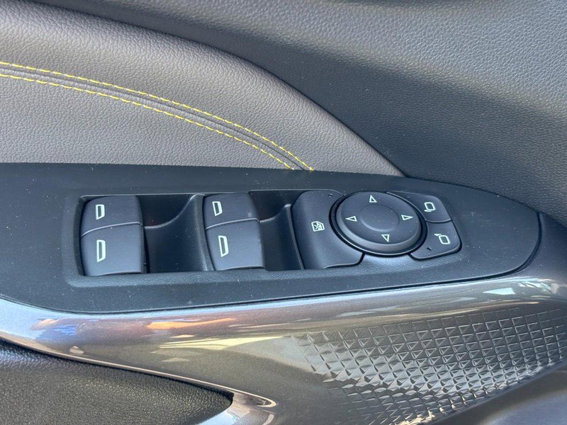 New 2026 Chevrolet Trax ACTIV w/ Sunroof Package image 11