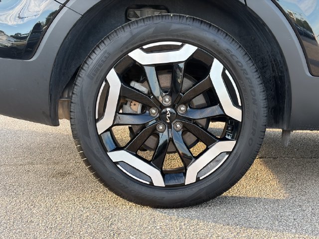 Certified 2025 Kia Telluride S AWD/4WD image 13