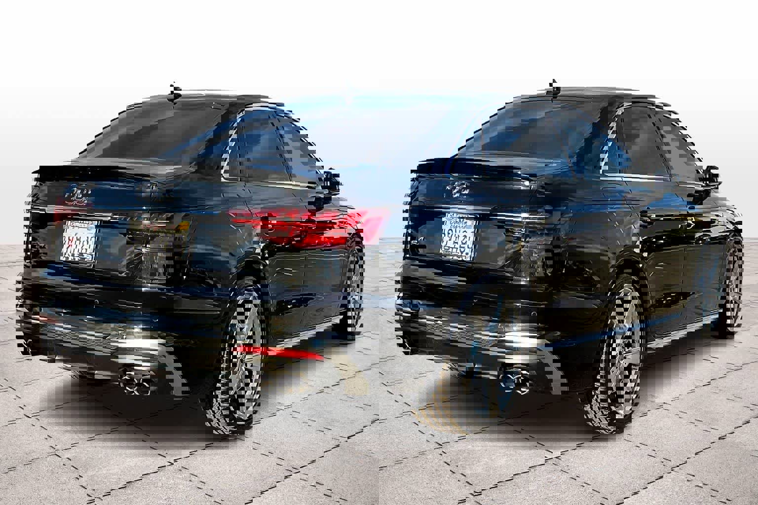 Used 2023 Audi S4 Premium Plus w/ Premium Plus Package image 14