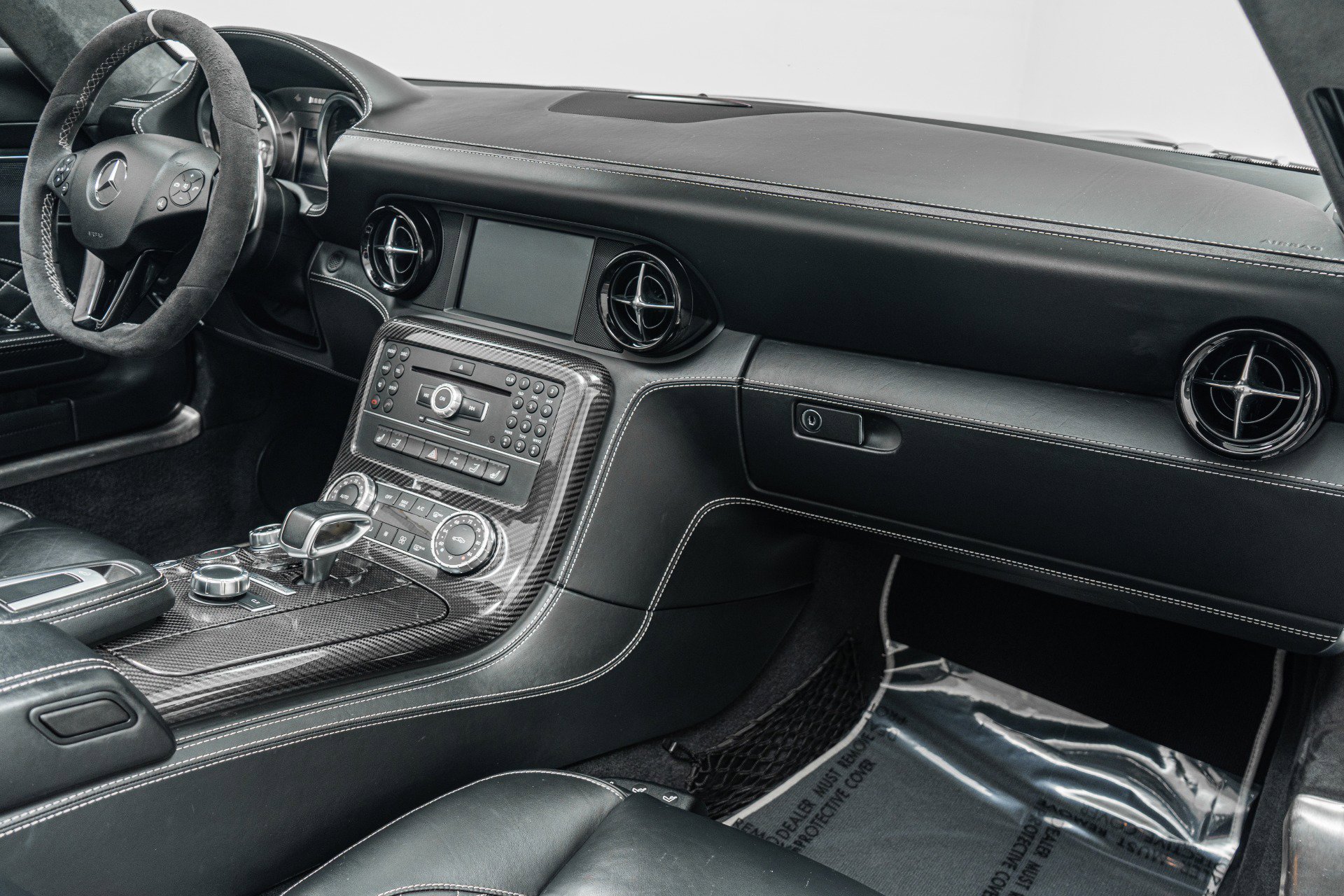 Used 2015 Mercedes-Benz SLS AMG GT Final Edition image 14