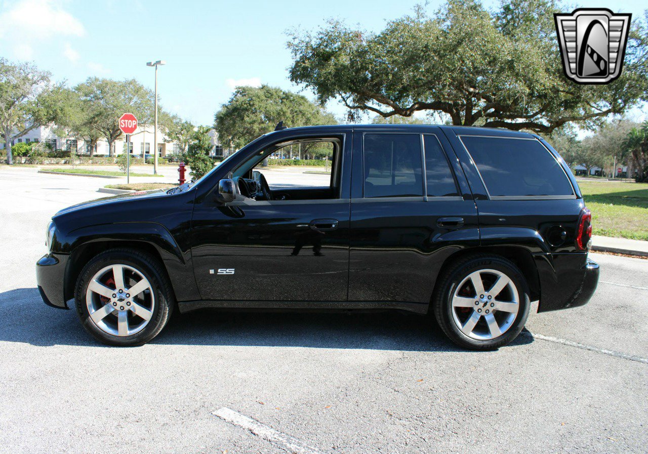 Used 2007 Chevrolet TrailBlazer SS image 12