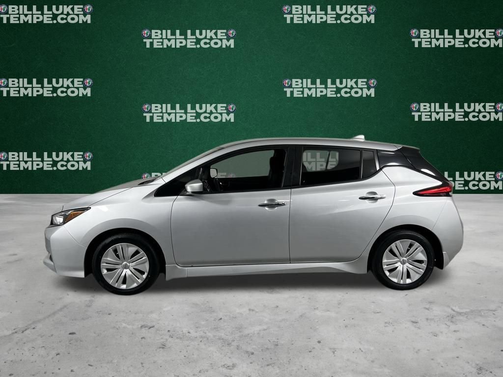 Used 2023 Nissan Leaf S image 9