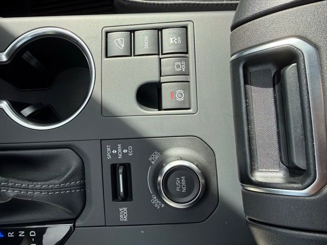 Certified 2026 Toyota Highlander XSE image 28