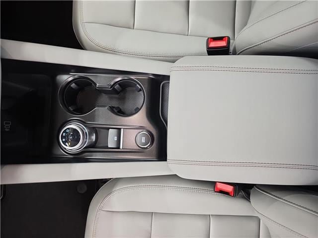 New 2026 Ford Explorer Active w/ Active Comfort Package AWD/4WD image 18
