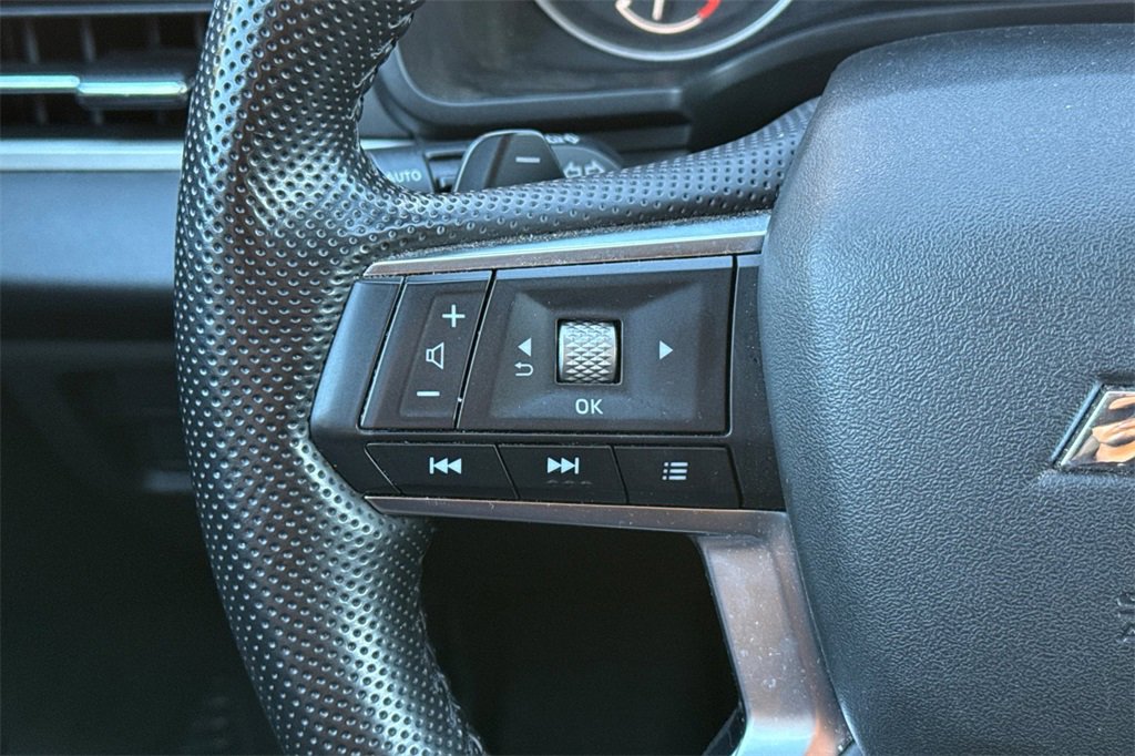 Used 2024 Mitsubishi Outlander FWD image 34