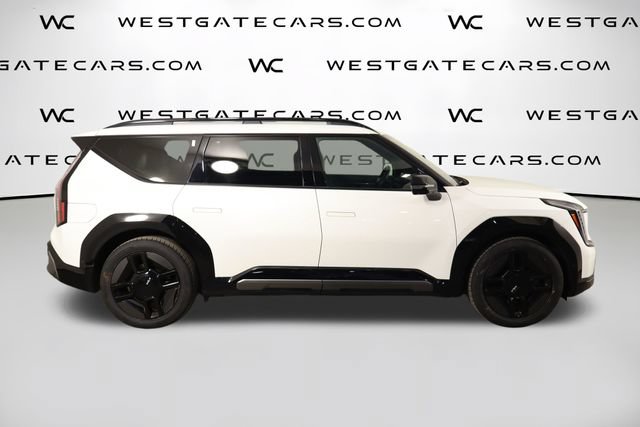 Certified 2024 Kia EV9 GT-Line AWD/4WD image 47
