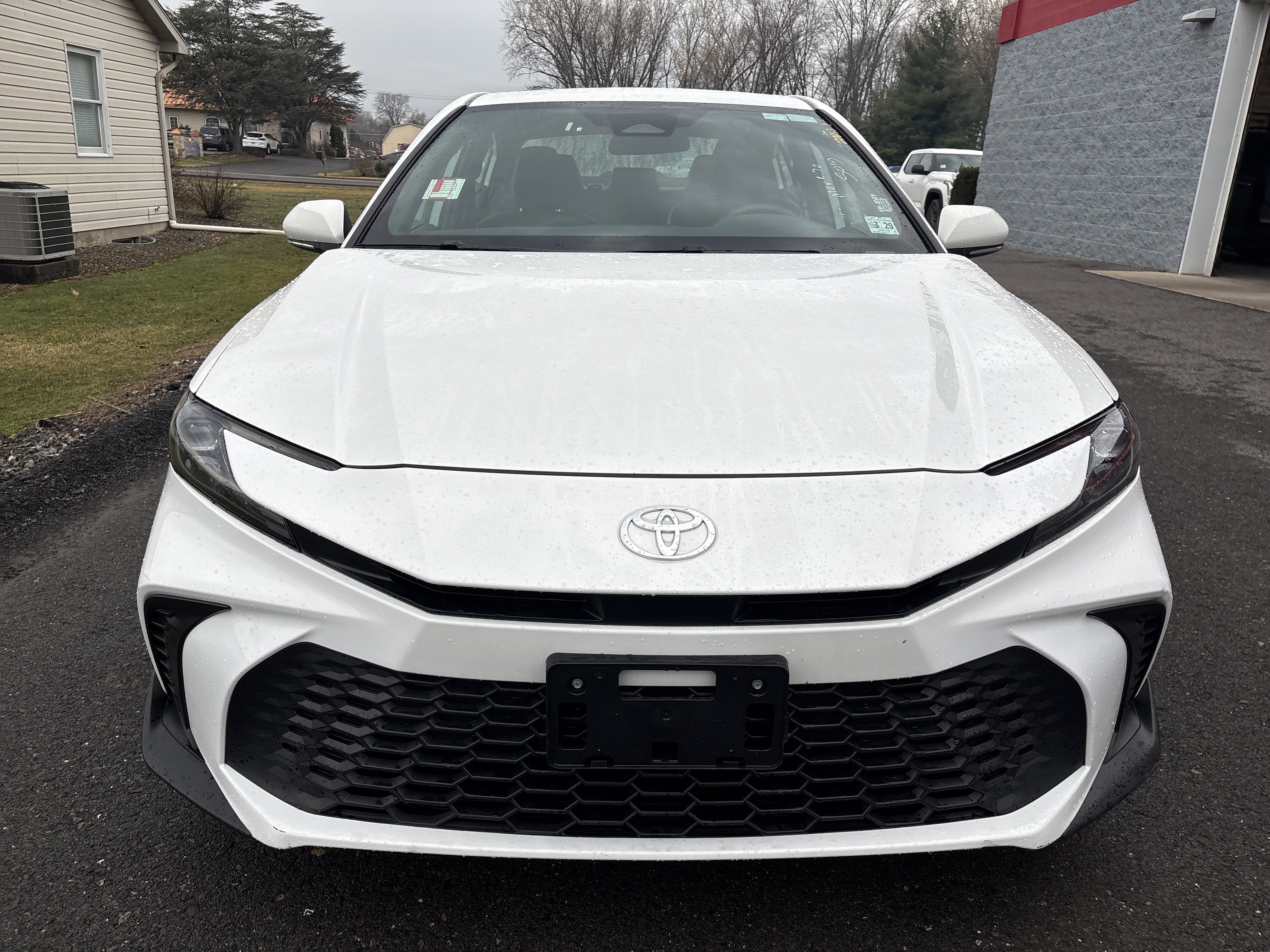 Certified 2025 Toyota Camry SE image 9