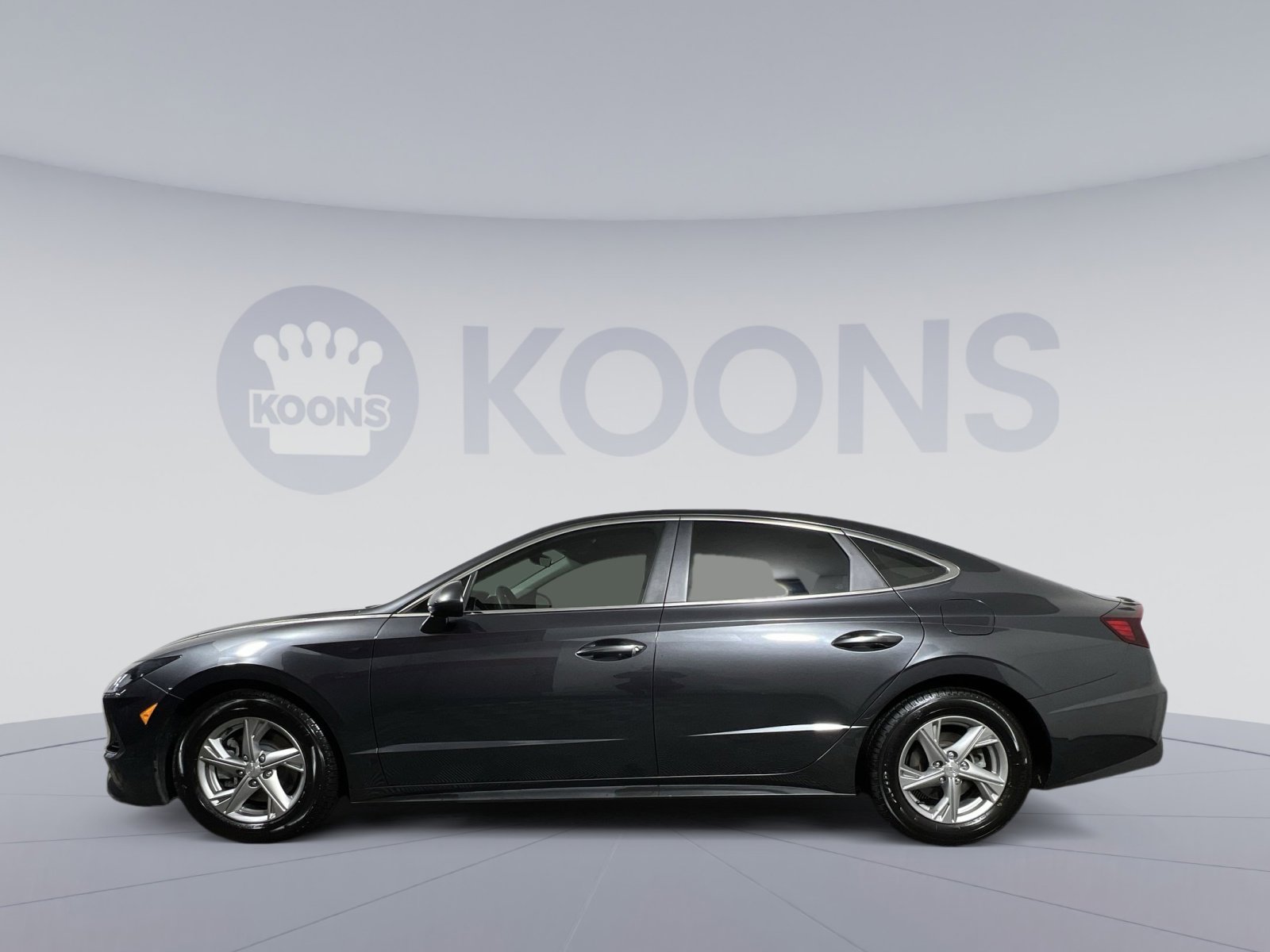 Used 2021 Hyundai Sonata SE image 2