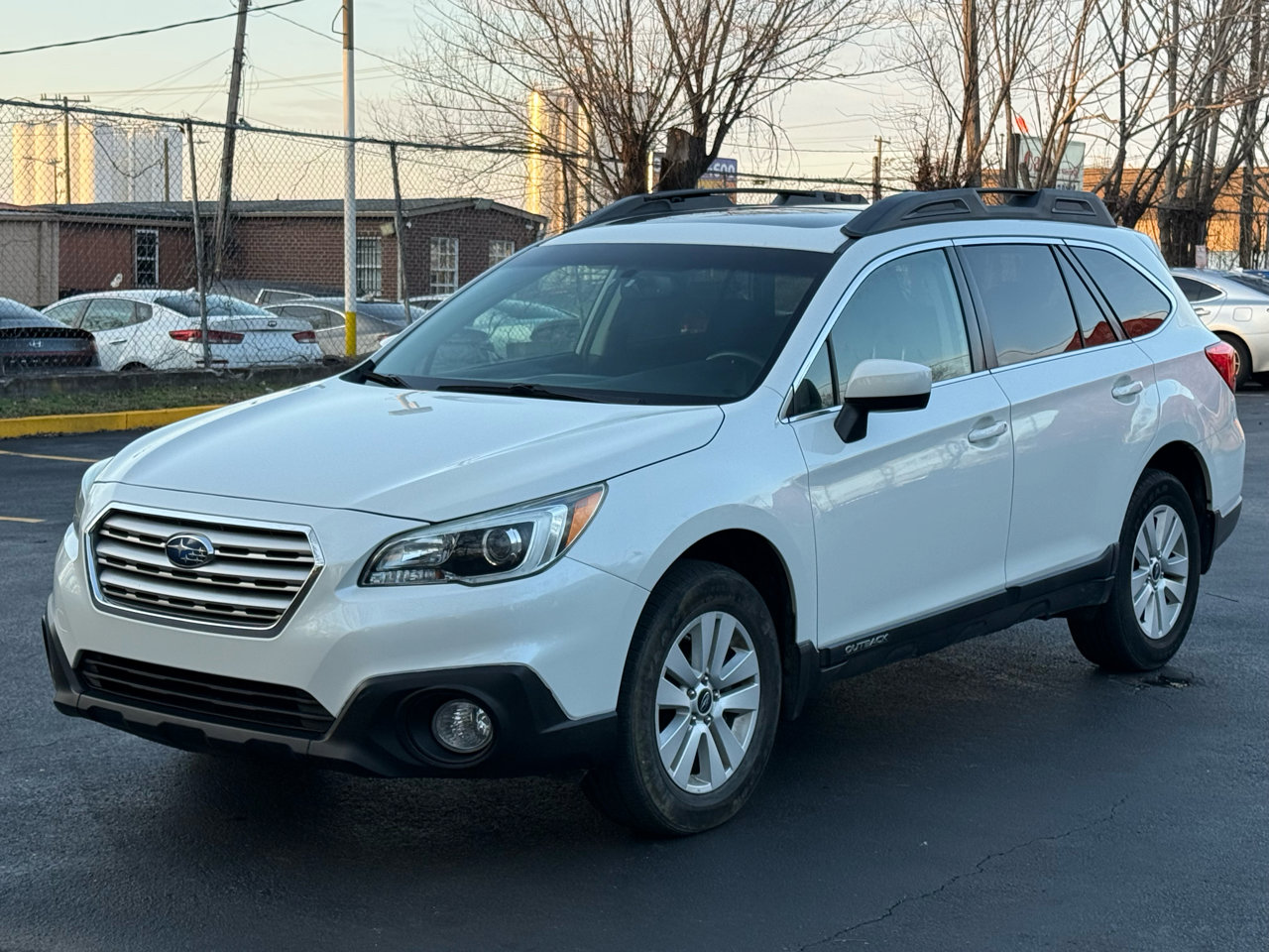 Used 2015 Subaru Outback 2.5i Premium w/ Popular Package #3 image 6