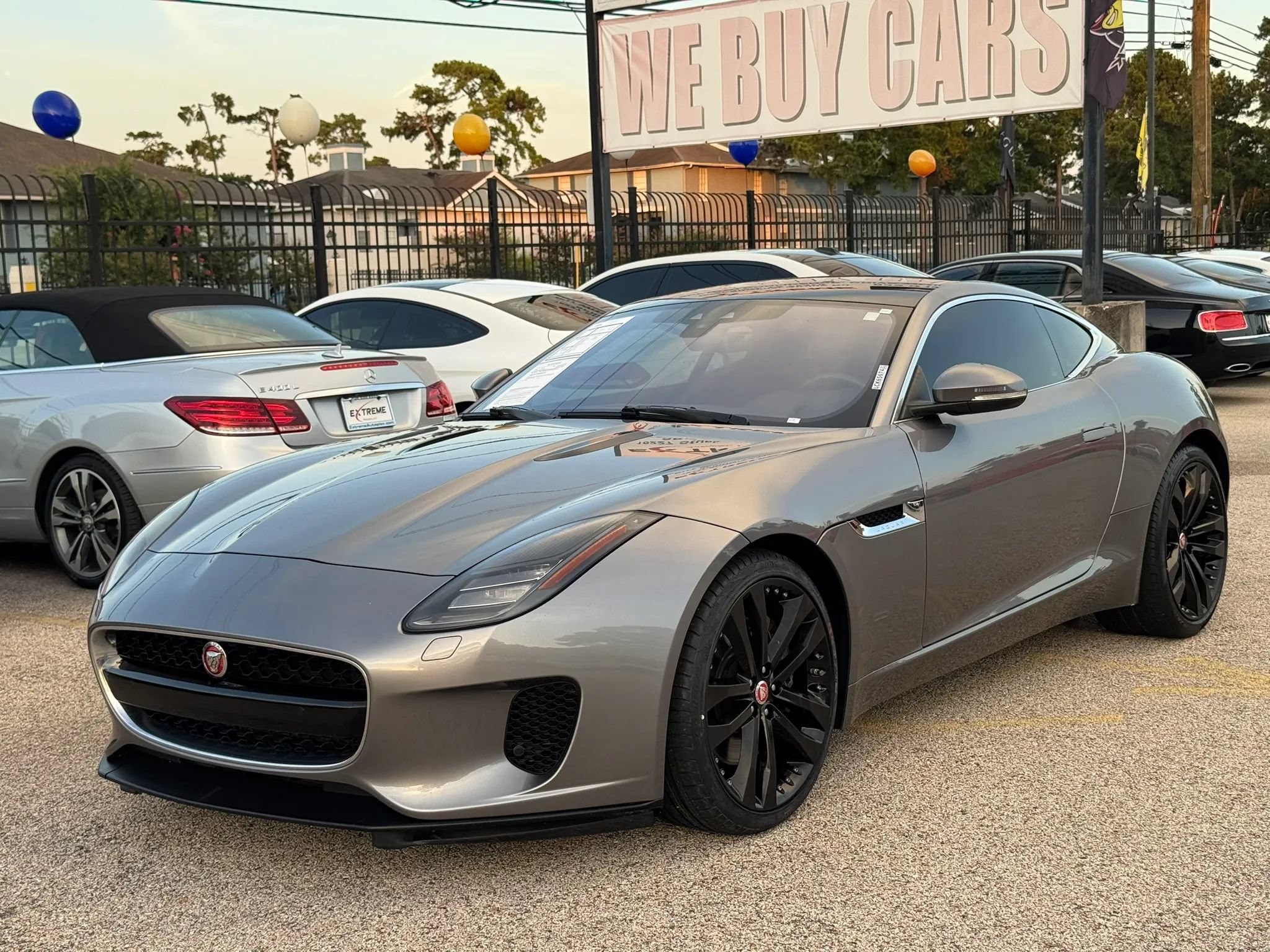 Used 2020 Jaguar F-TYPE Coupe RWD image 6