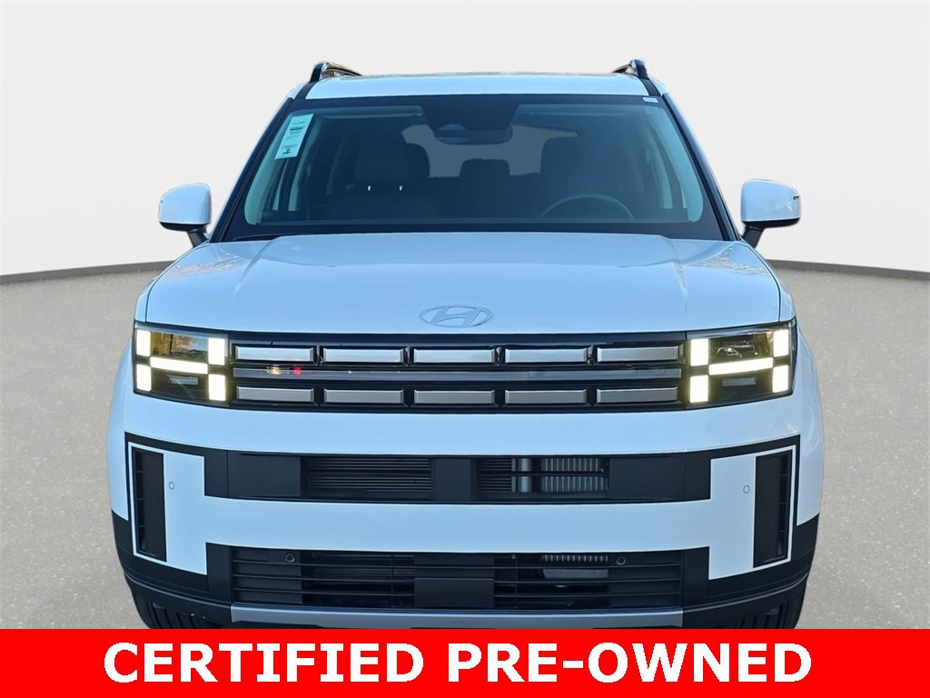 Used 2025 Hyundai Santa Fe SEL image 2