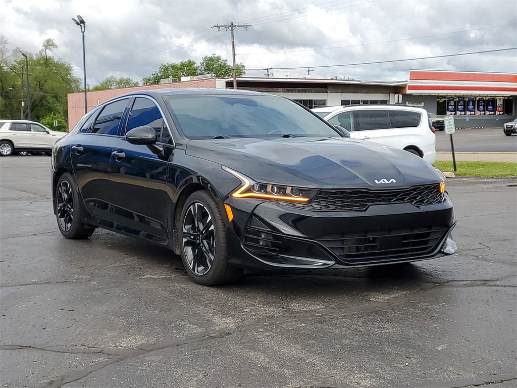Used 2022 Kia K5 GT-Line w/ GT-Line Awd Premium Package image 3