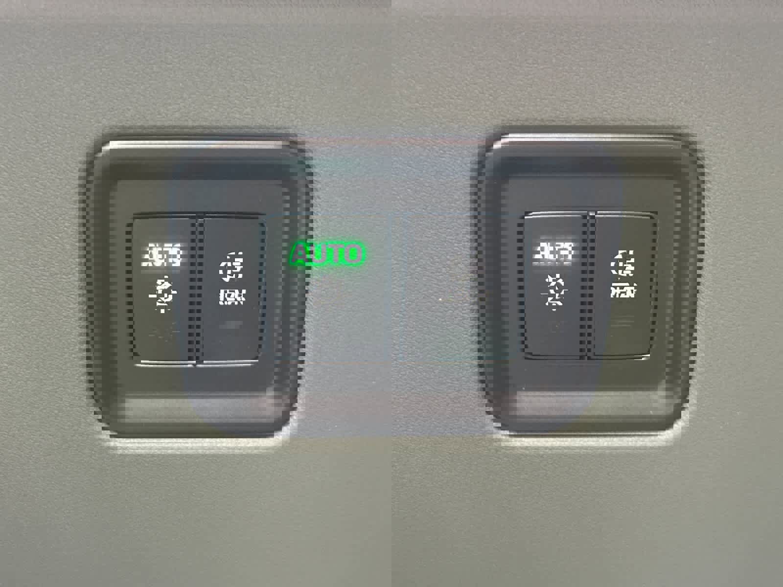 New 2026 Porsche Macan Electric image 31