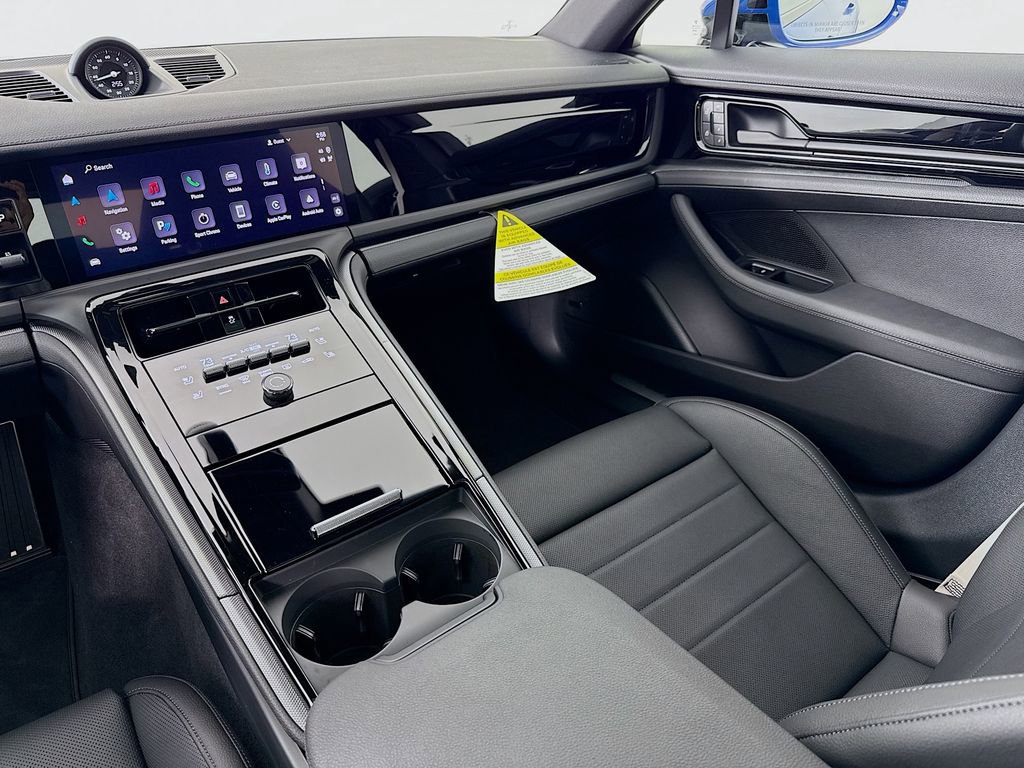 Certified 2025 Porsche Panamera image 26