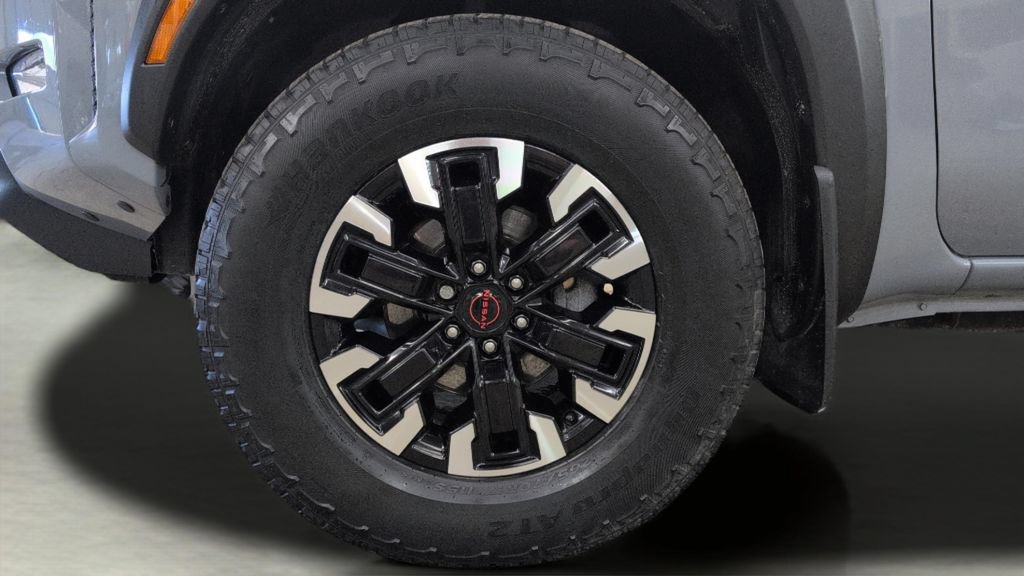 Used 2022 Nissan Frontier PRO-4X AWD/4WD image 29