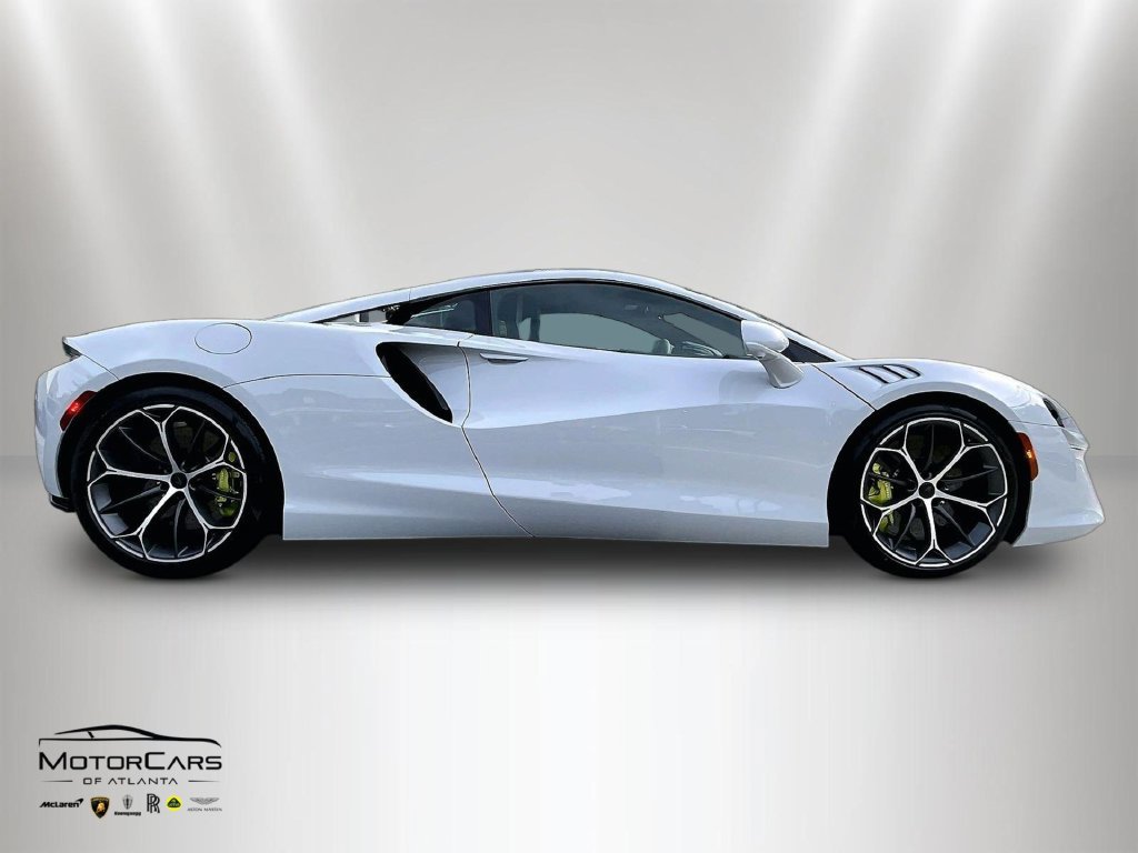 New 2026 McLaren Artura RWD image 12