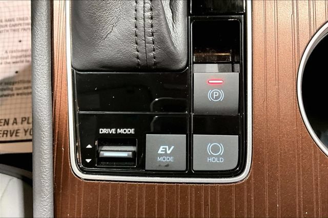 Used 2022 Toyota Sienna LE FWD image 46