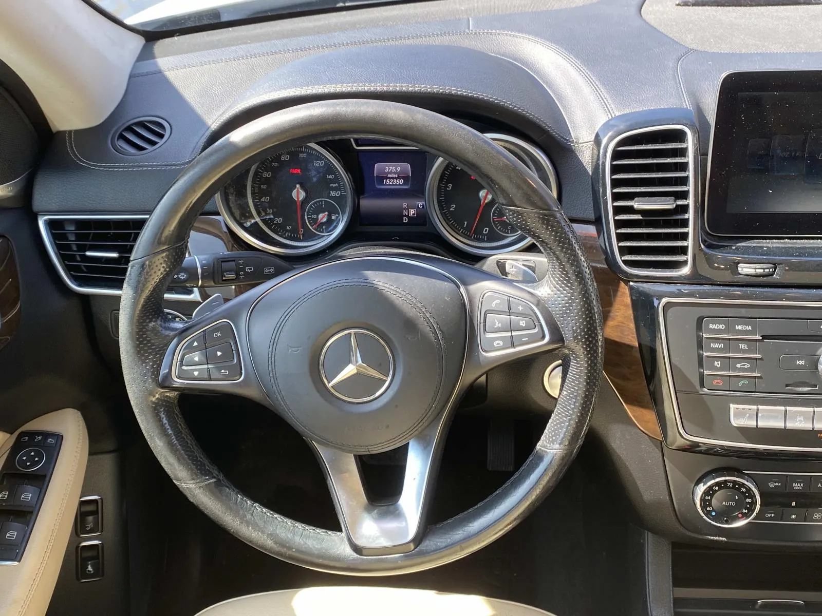 Used 2017 Mercedes-Benz GLS 450 4MATIC w/ Premium Package image 11