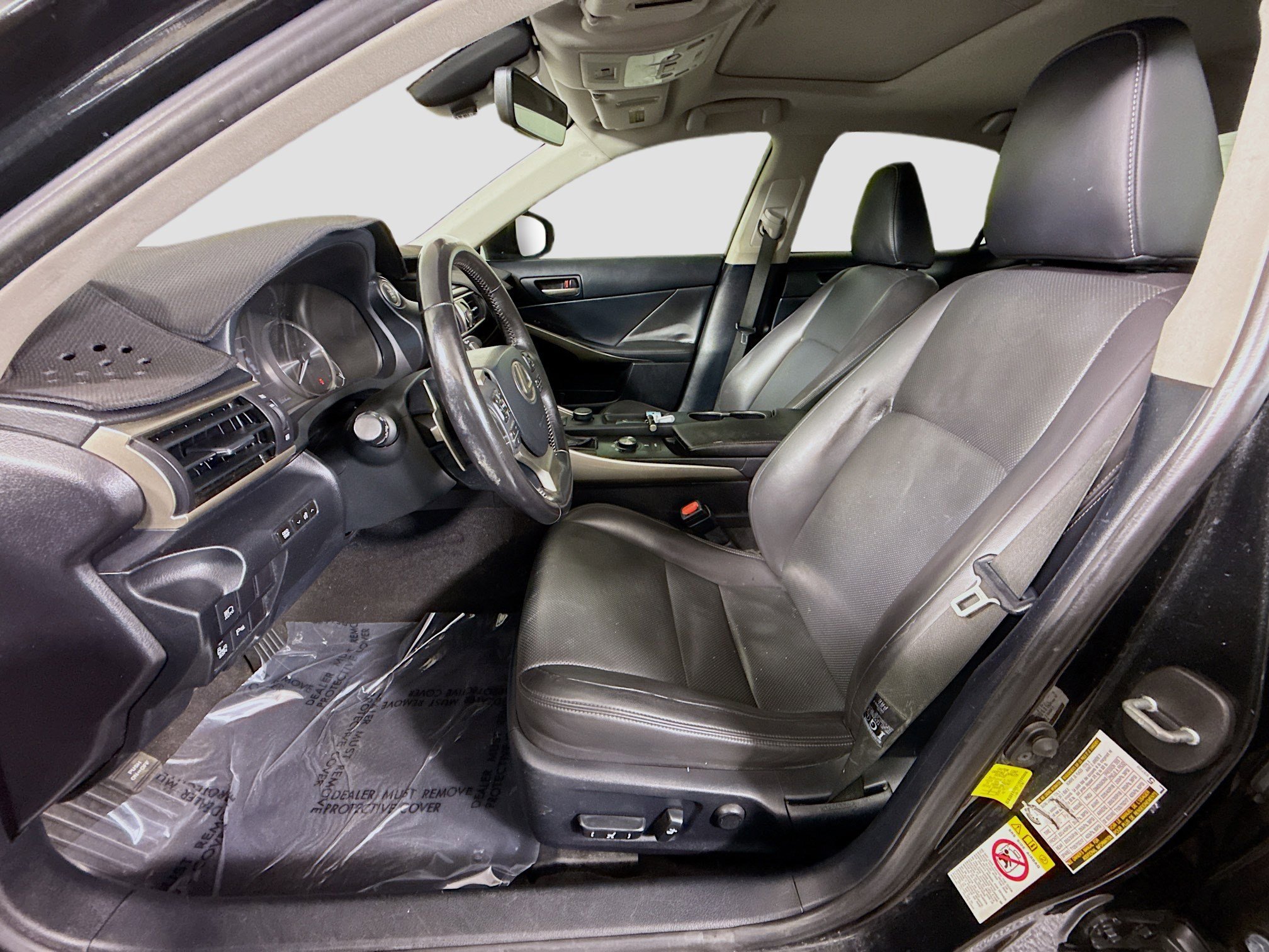 Used 2018 Lexus IS 300 w/ Premium Package RWD image 22