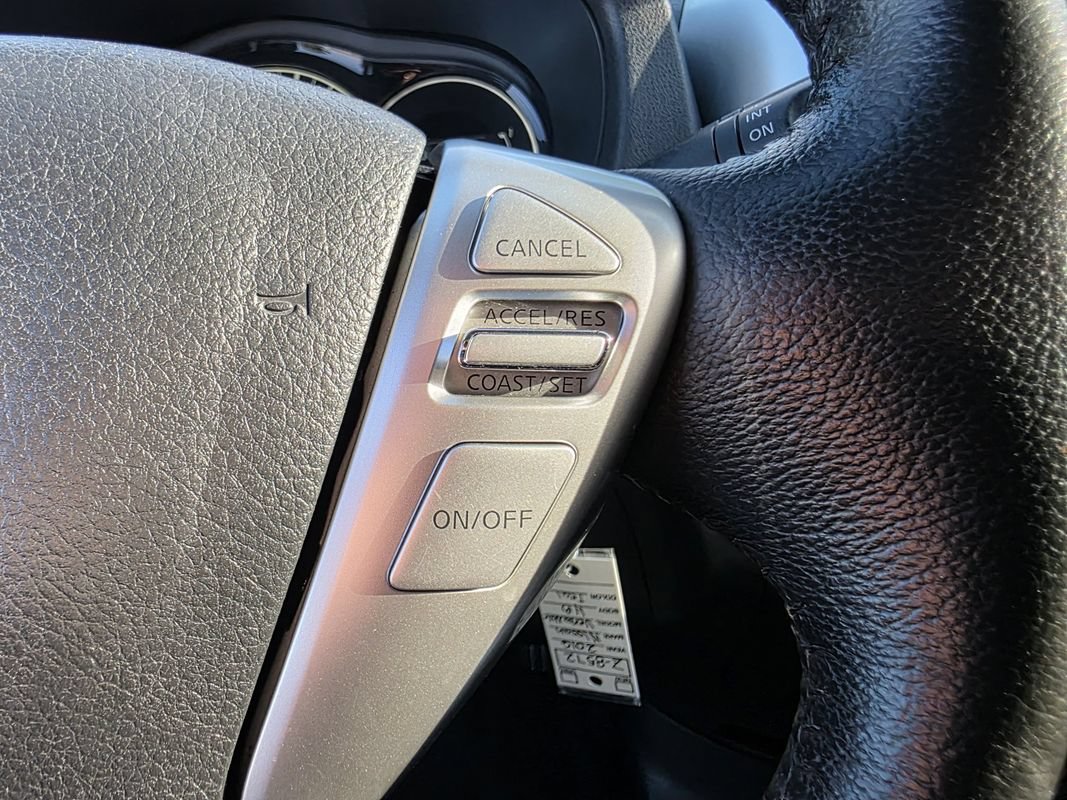 Used 2016 Nissan Versa Note SV FWD image 28