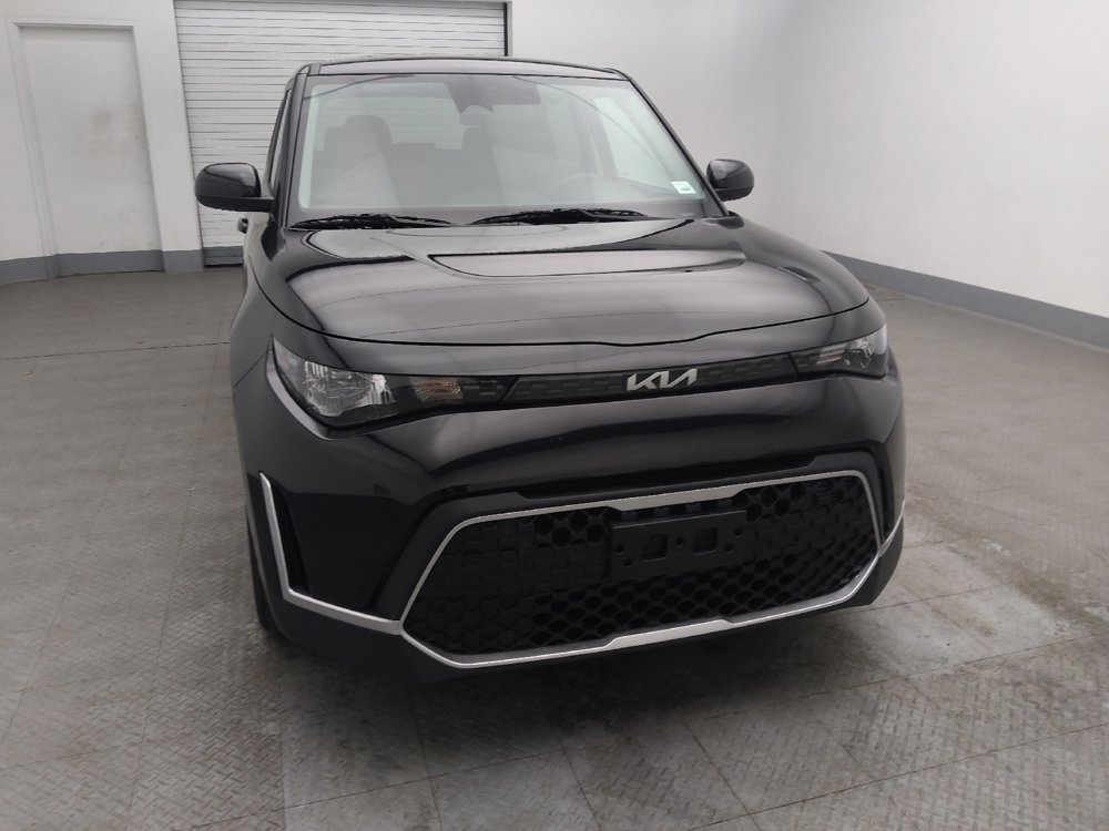 Used 2023 Kia Soul LX image 14