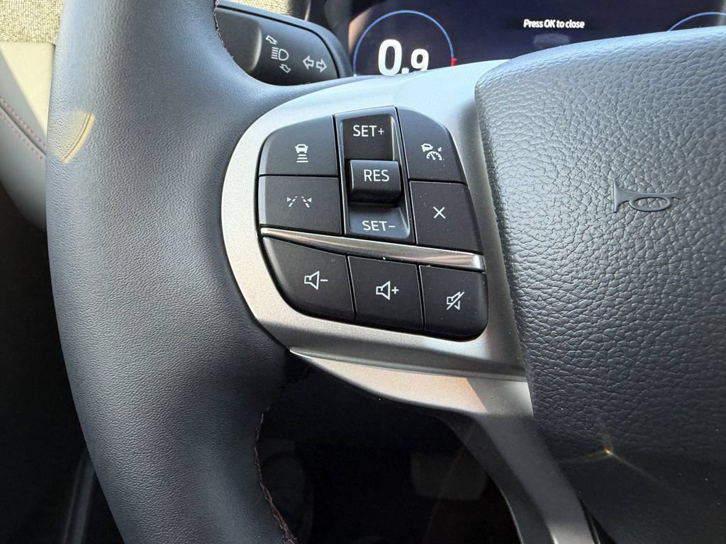 New 2026 Ford Explorer Active w/ Active Comfort Package RWD image 31
