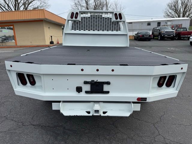 Used 2018 RAM 3500 Tradesman w/ Chrome Appearance Group image 3