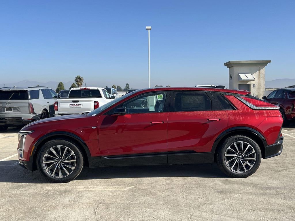 New 2025 Cadillac Lyriq Sport image 7