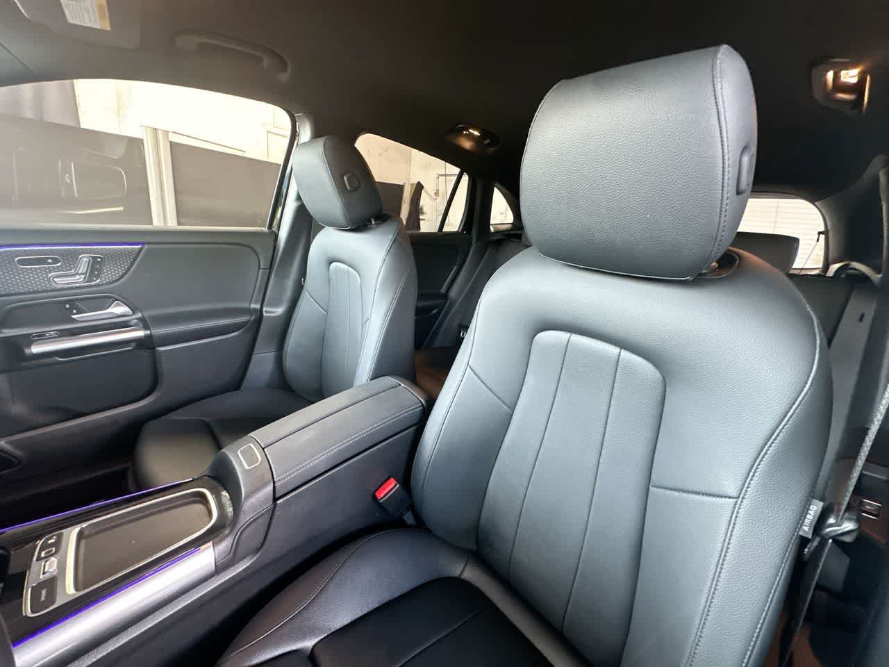 Used 2025 Mercedes-Benz GLA 250 4MATIC w/ Exclusive Package image 14