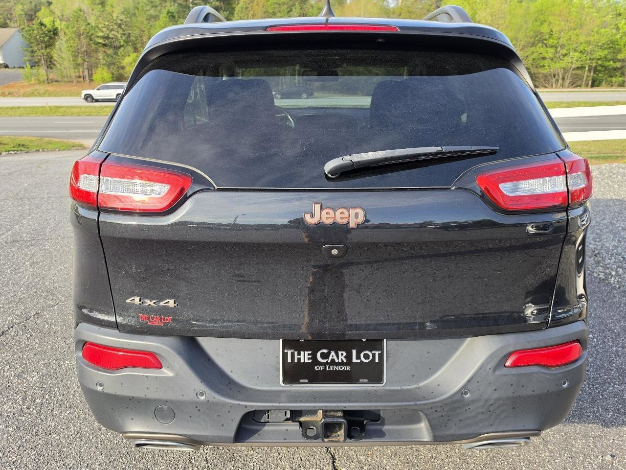 Used 2016 Jeep Cherokee 75th Anniversary image 5