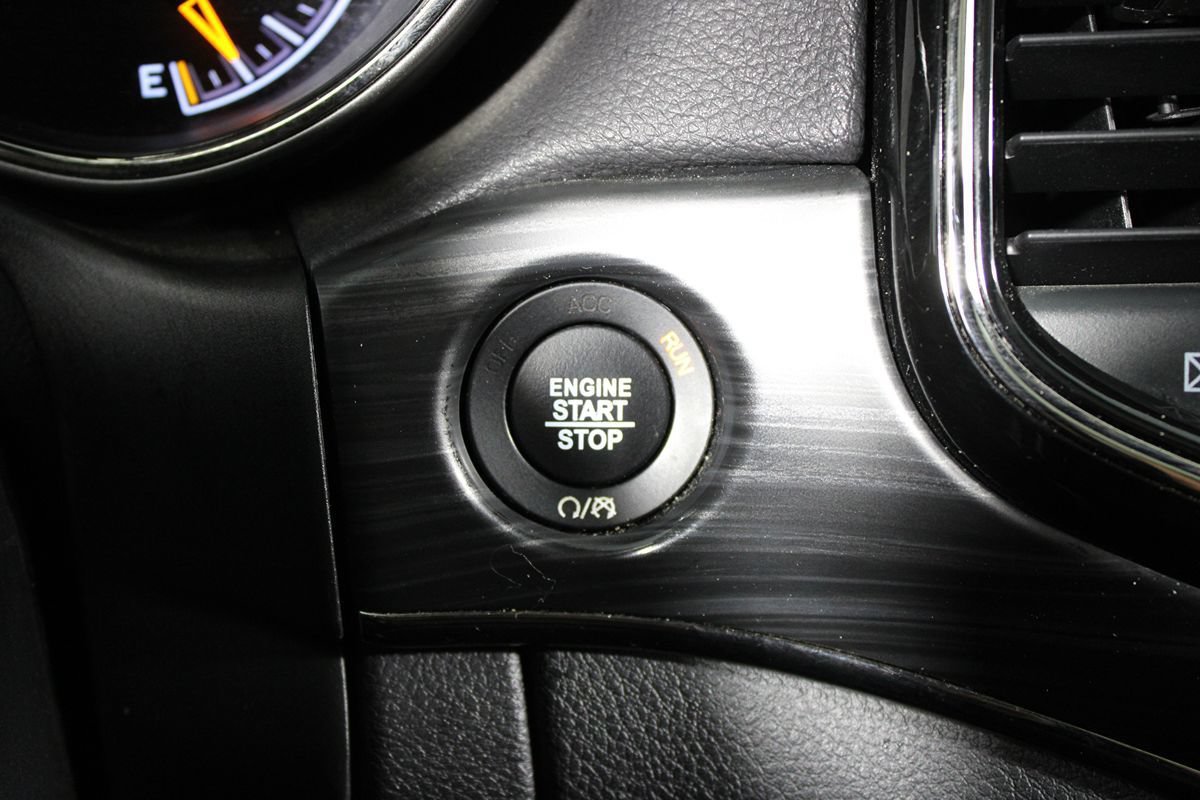 Used 2020 Jeep Grand Cherokee Limited X RWD image 13