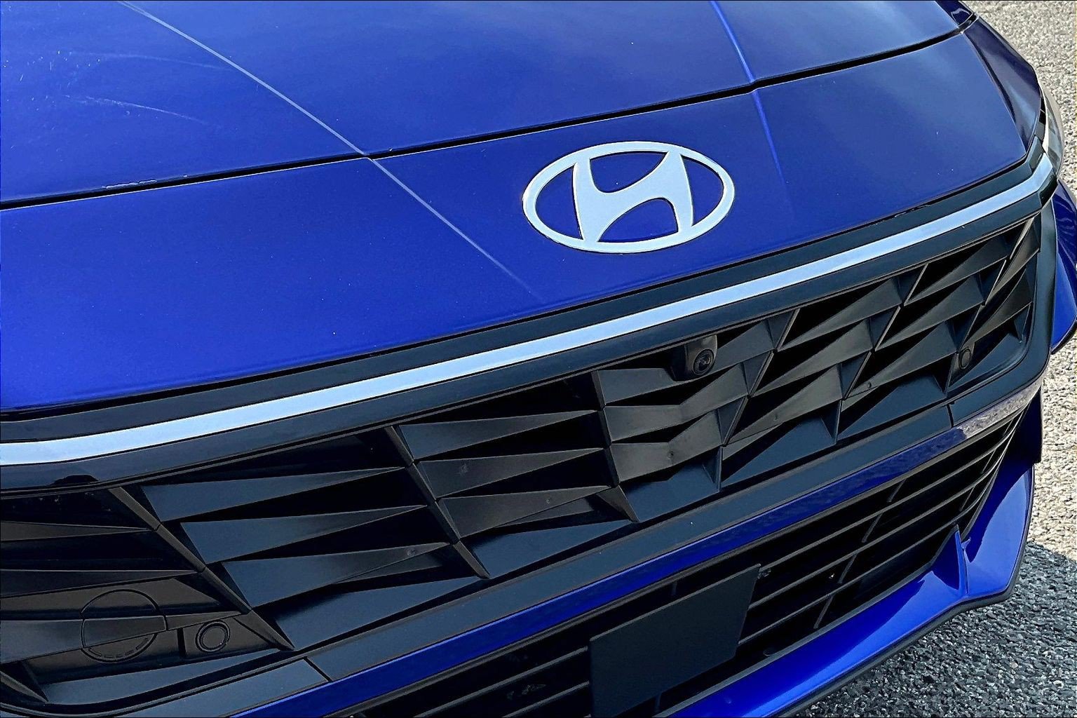 Used 2024 Hyundai Elantra Limited FWD image 28