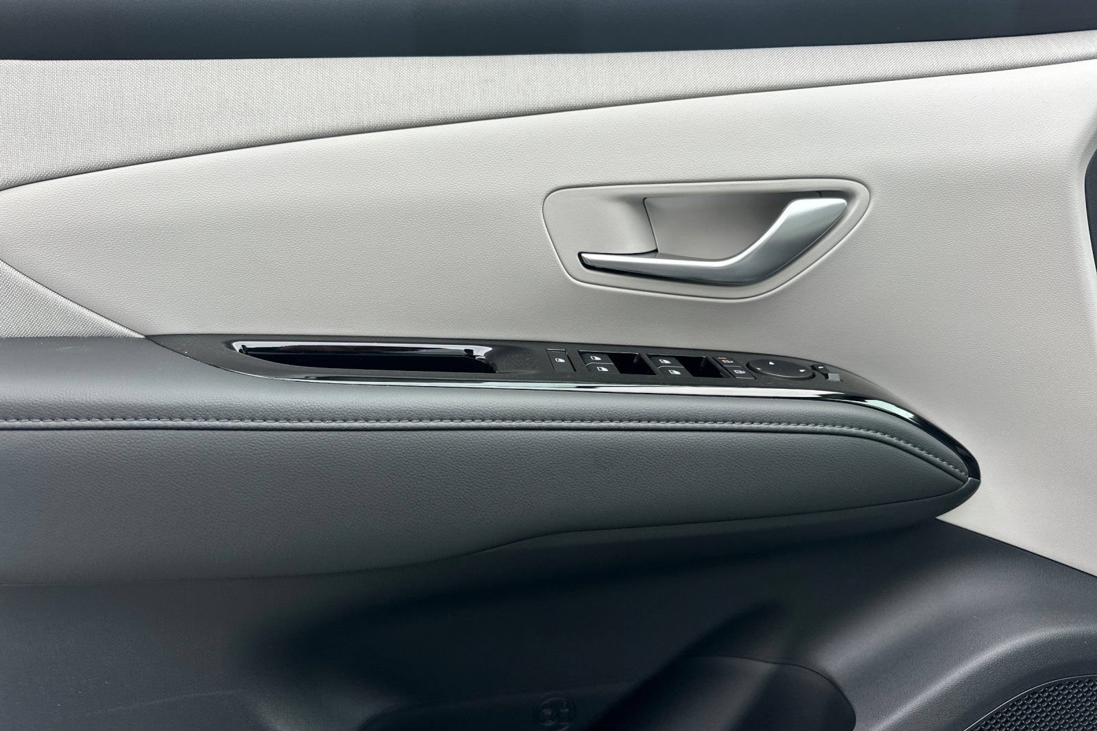 New 2026 Hyundai Tucson Limited AWD/4WD image 11