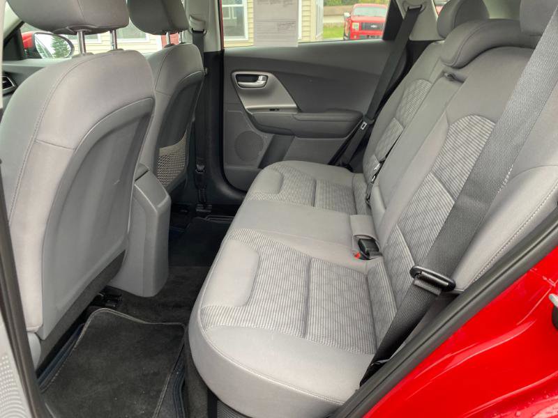 Used 2019 Kia Niro LX image 4
