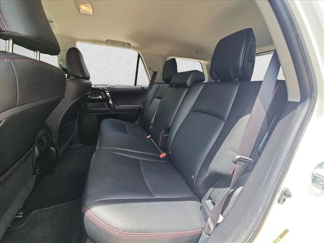 Used 2018 Toyota 4Runner TRD Off-Road Premium AWD/4WD image 18