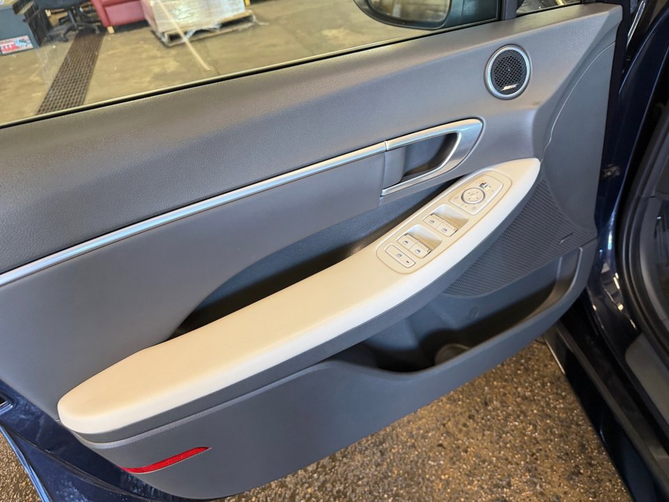 Used 2022 Hyundai Sonata SEL FWD image 35