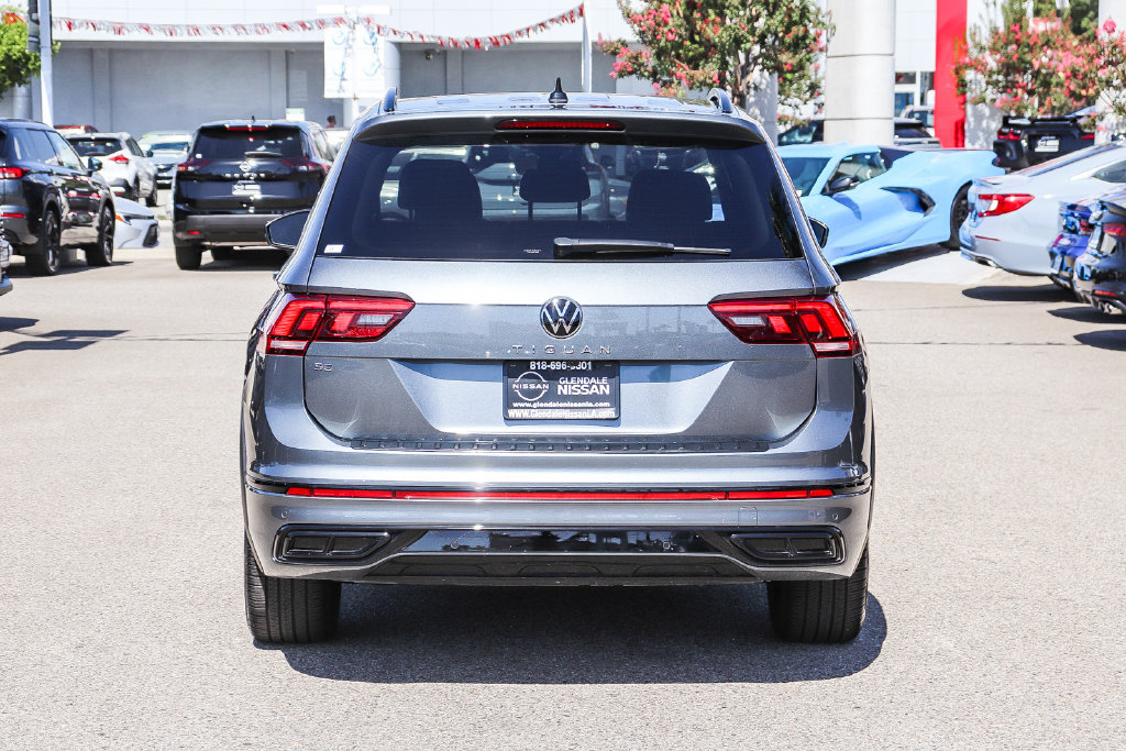 Used 2024 Volkswagen Tiguan SE R-Line FWD image 7