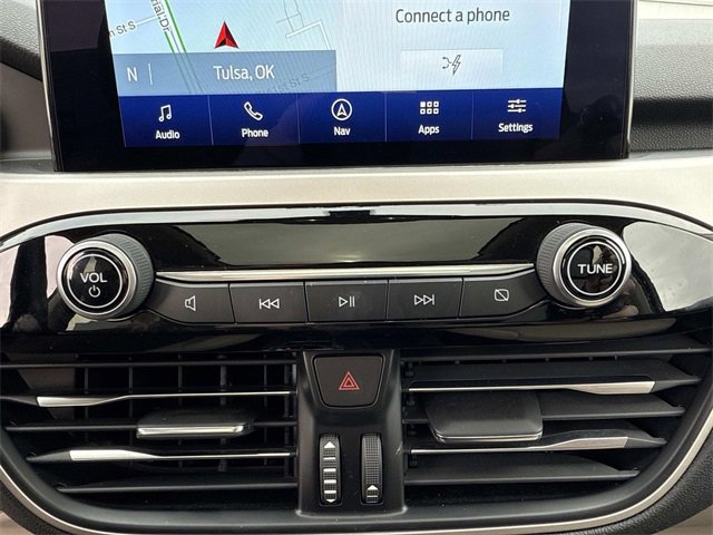 Used 2020 Ford Escape SE Sport image 24