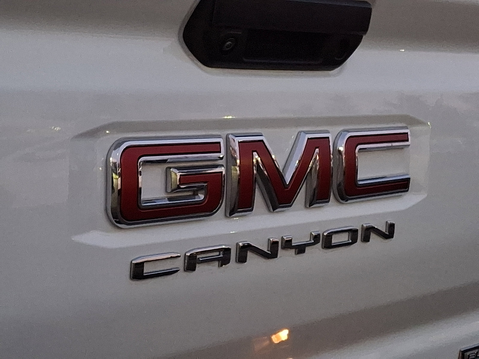 Certified 2024 GMC Canyon Elevation w/ Elevation Premium Package image 30