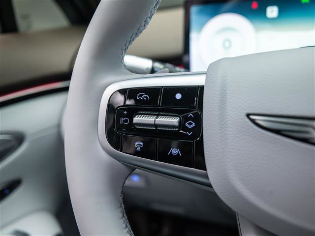 New 2026 Genesis GV70 2.5T Advanced image 24