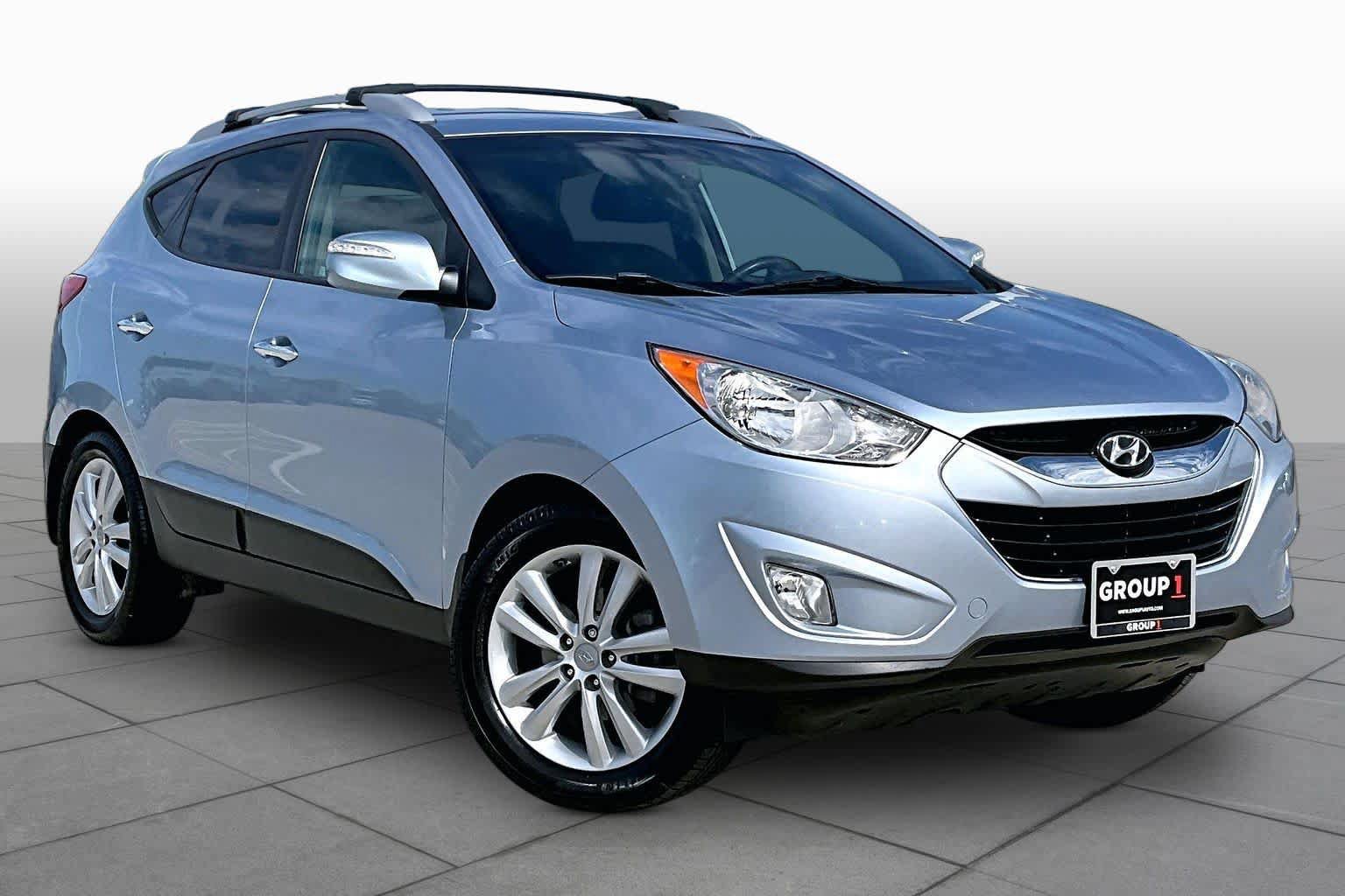 Used 2012 Hyundai Tucson Limited FWD image 2