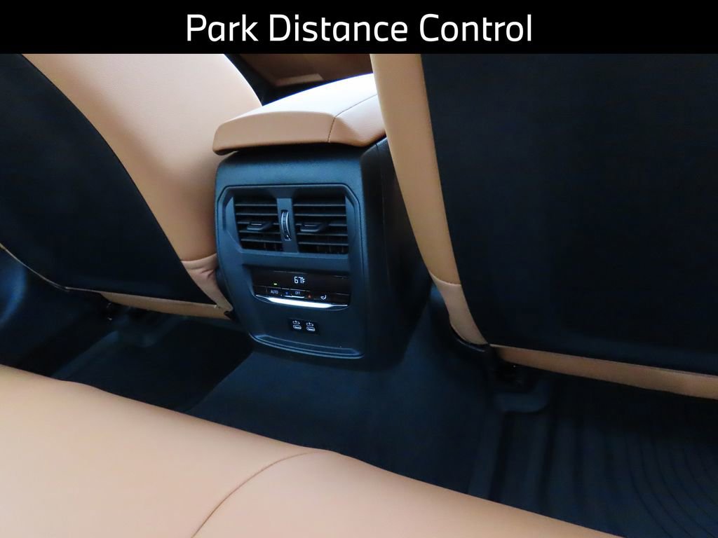 New 2026 BMW 330i xDrive Sedan w/ Premium Package image 16