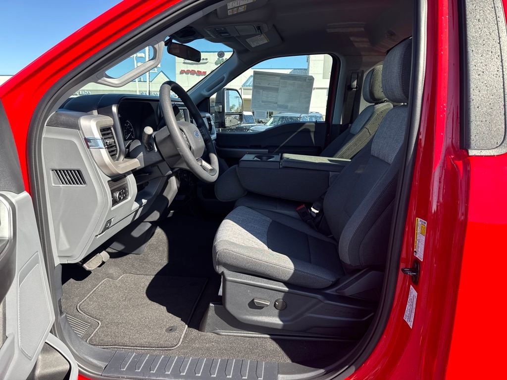 New 2026 Ford F250 XLT image 9