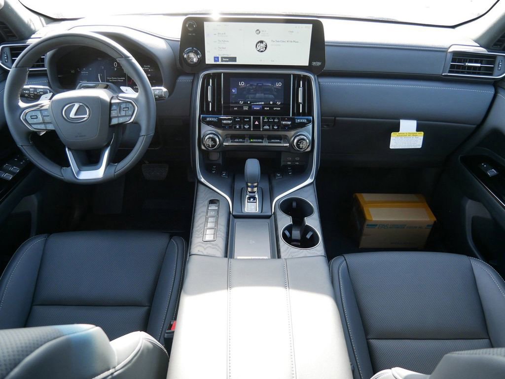 New 2026 Lexus LX 700h Luxury image 14