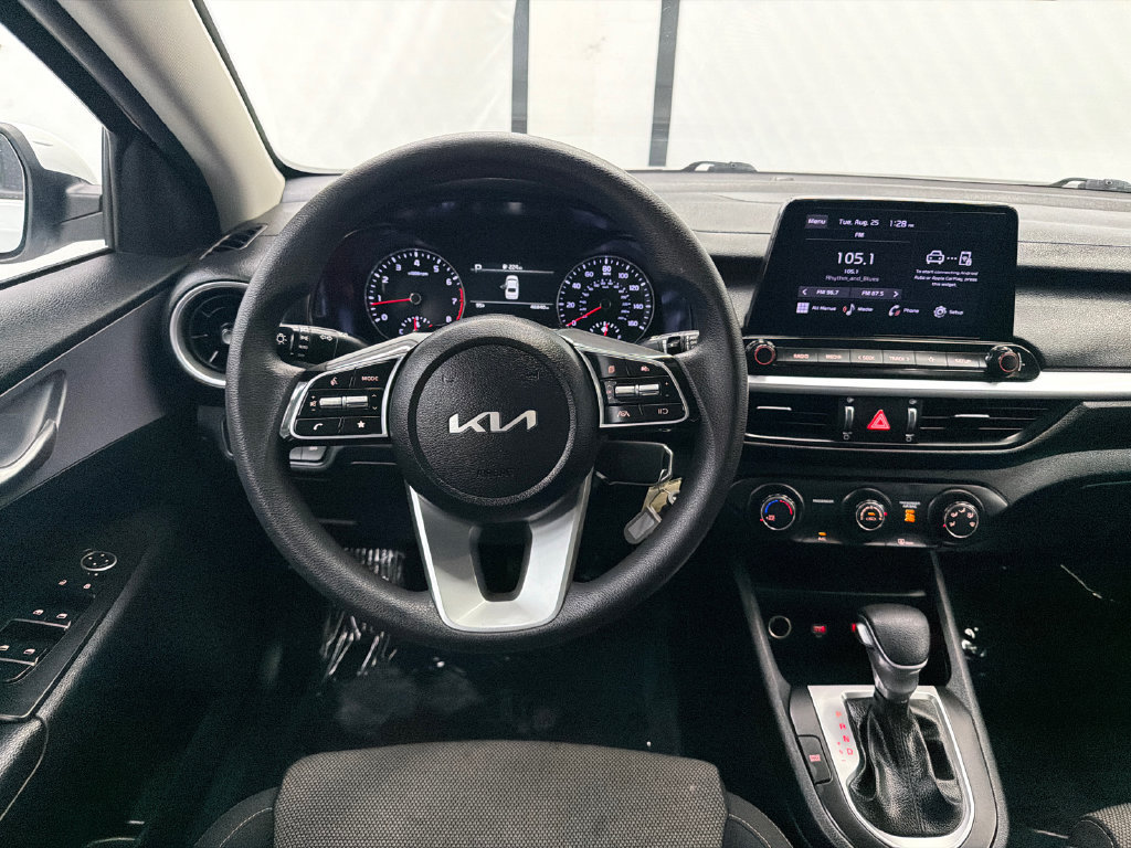 Used 2024 Kia Forte LXS FWD image 21