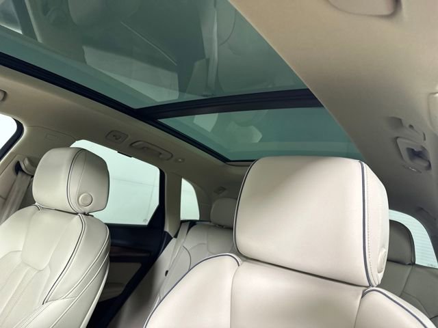 Used 2022 Audi Q5 e Premium Plus w/ Premium Plus Package image 12