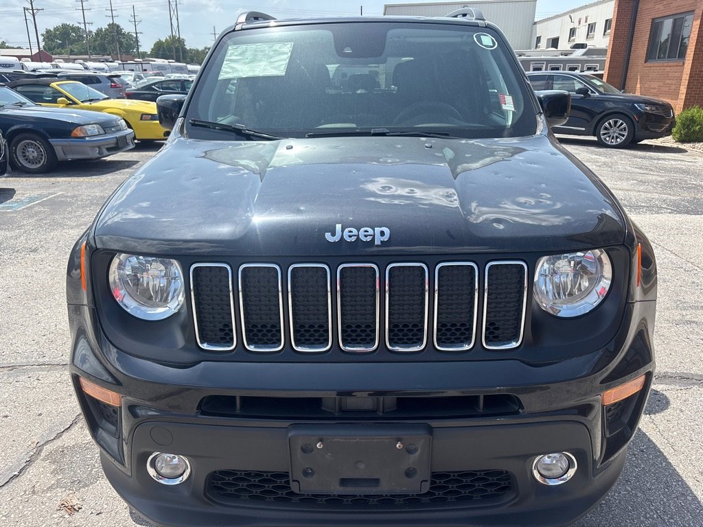 Used 2021 Jeep Renegade Latitude w/ Sun & Sound Group image 4