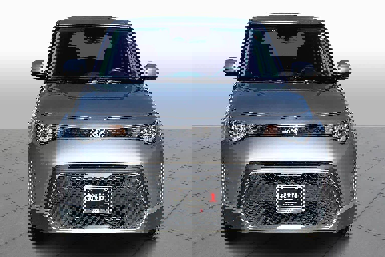 Used 2023 Kia Soul LX w/ LX Technology Package image 3